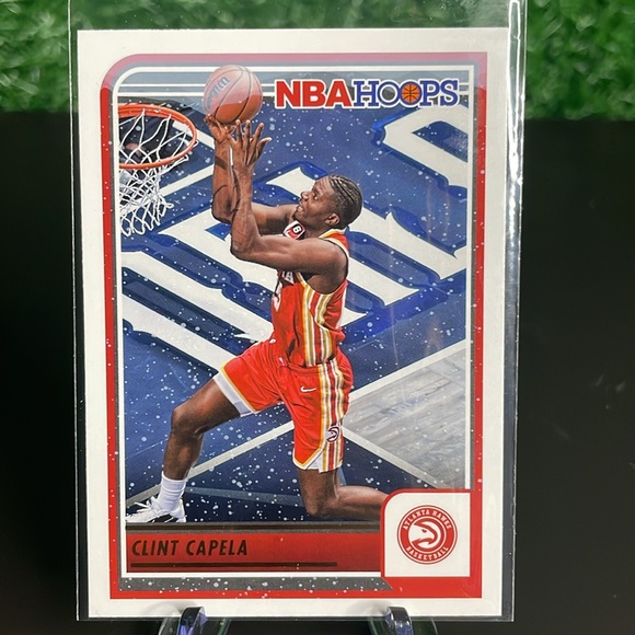 Lot of 10 Atlanta Hawks Basketball 🏀 Trading Cards - Picture 6 of 10